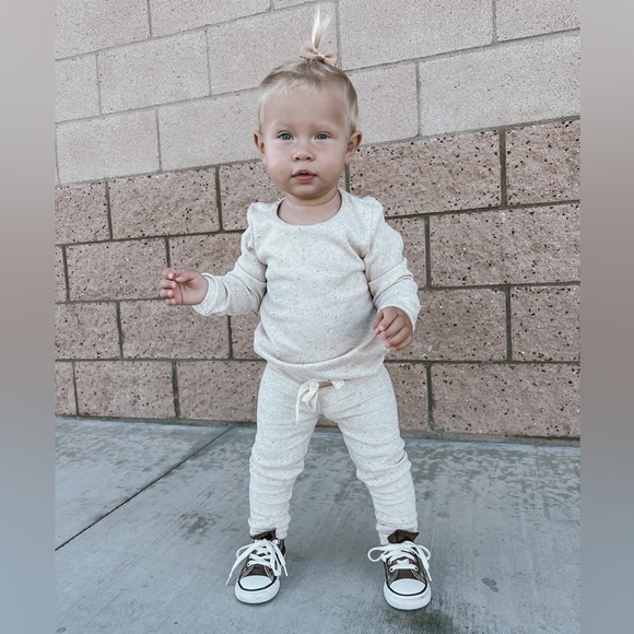 Clover + Bear Ribbed Set - Picture 4 of 5